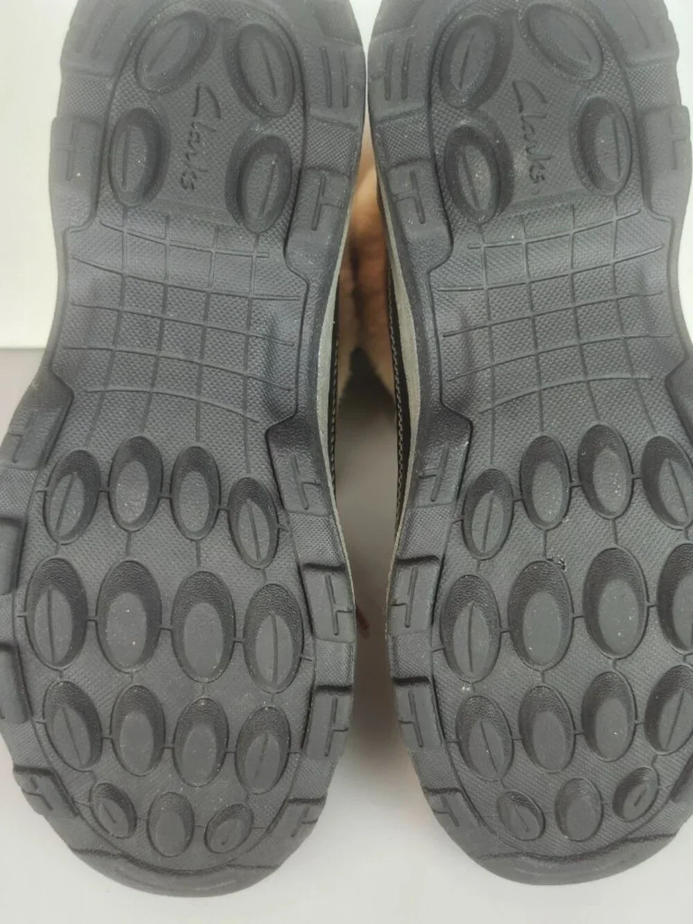Clark's Women's Mazlyn Arctic Cold Weather Boots Women's Size 8.5